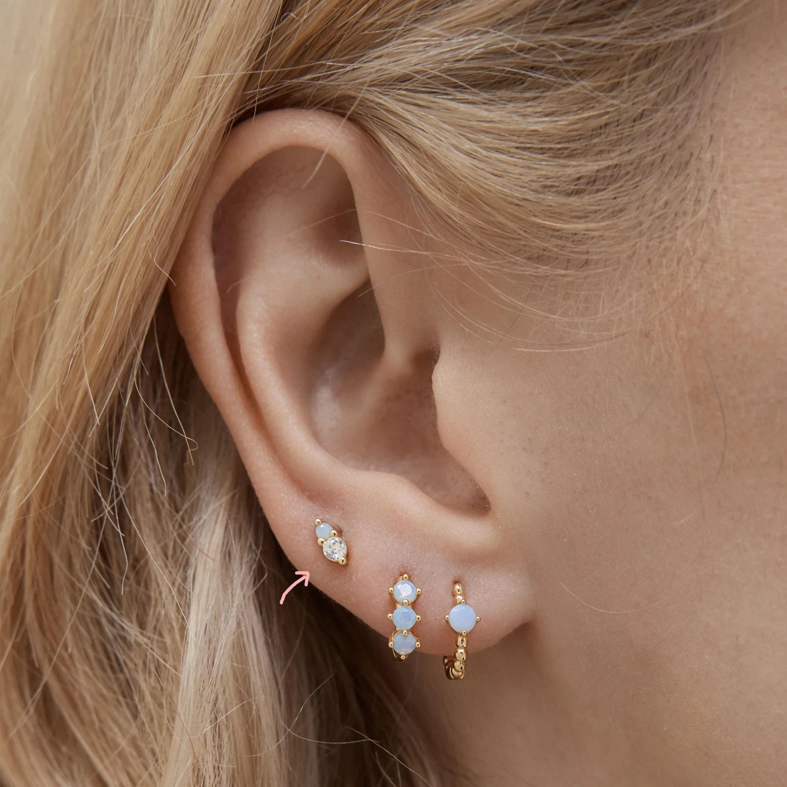 Main Character Single Earring - Blue Stone Post